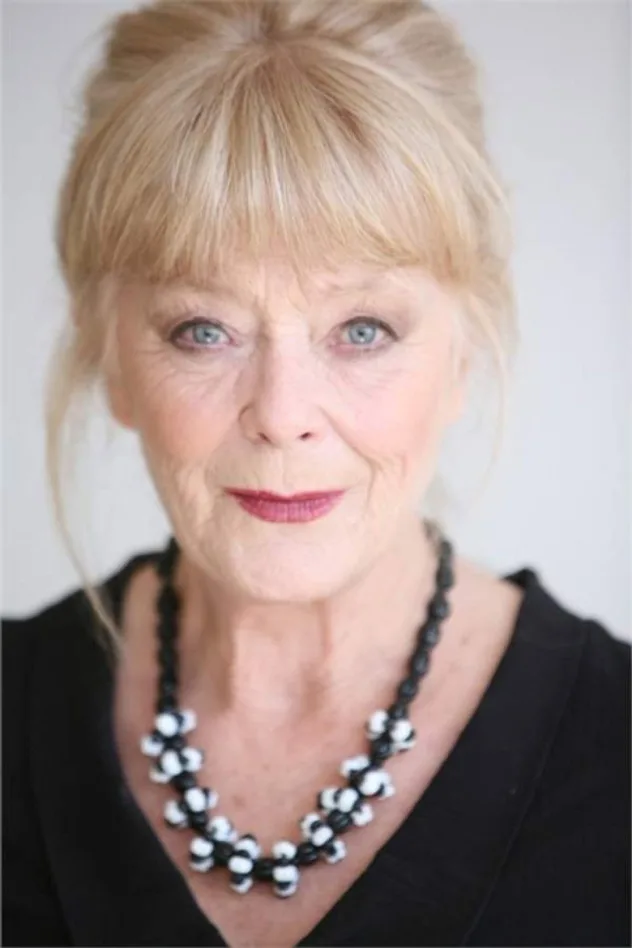 Irene Wood fotoğrafı