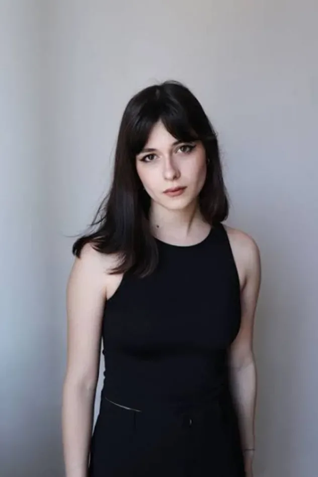 Обложка для Alice Azzariti