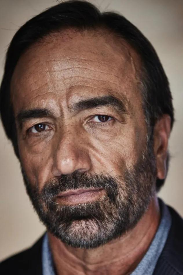 Yousuf Azami fotoğrafı