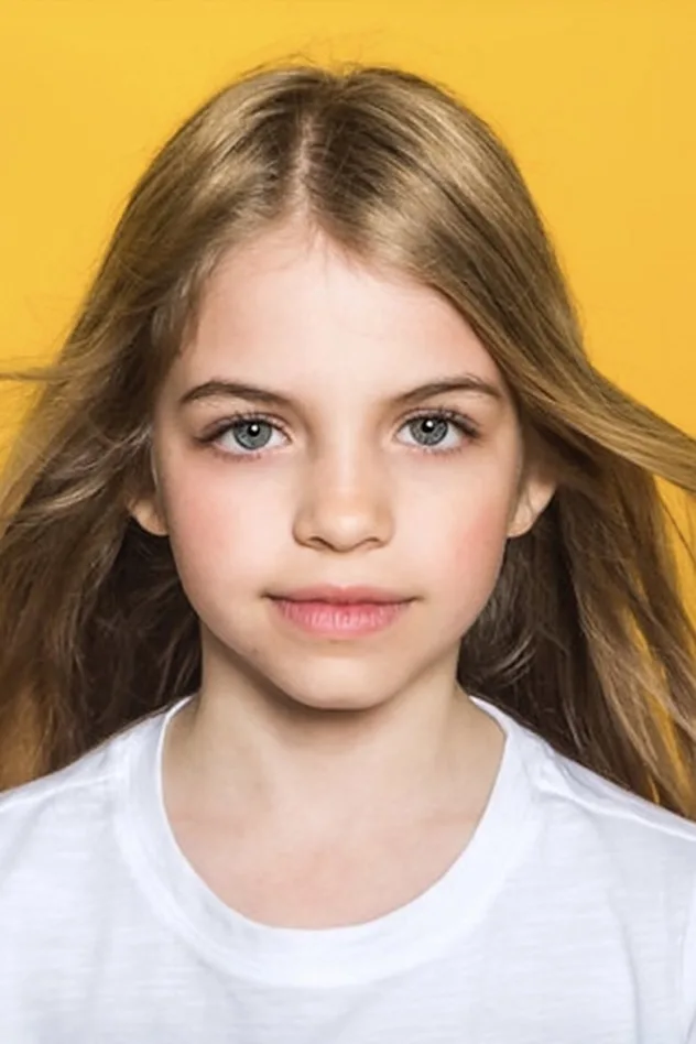 Rhys Olivia Cote fotoğrafı