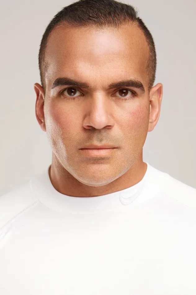 Ralph Ayala fotoğrafı
