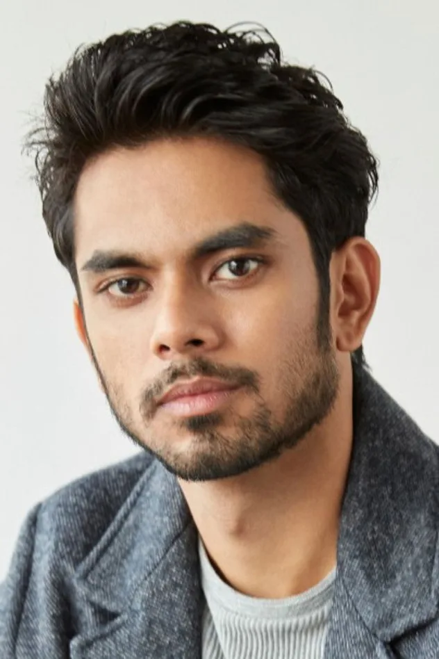 Aditya Rawal fotoğrafı