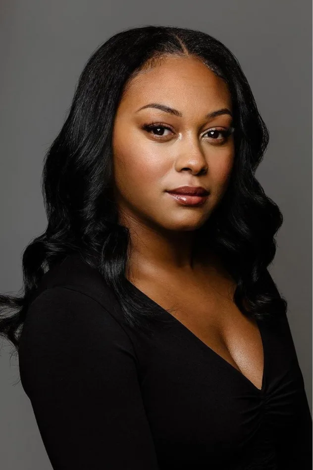 Shanice Banton fotoğrafı