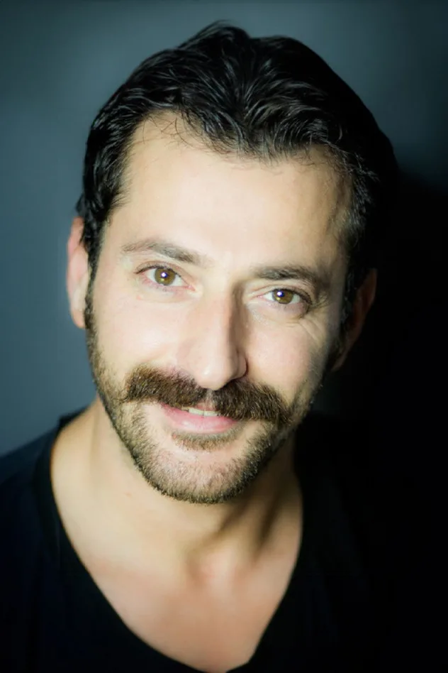 Burç Kümbetlioğlu fotoğrafı