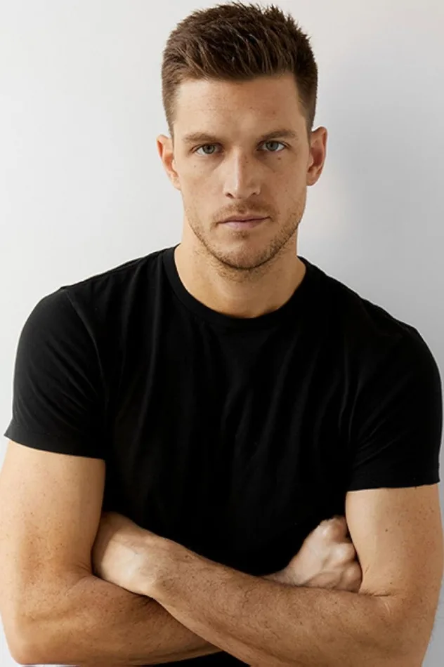 Logan Macrae fotoğrafı