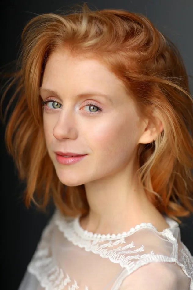Lauren McCrostie fotoğrafı