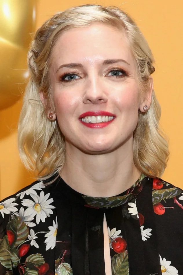 Katie Dippold fotoğrafı