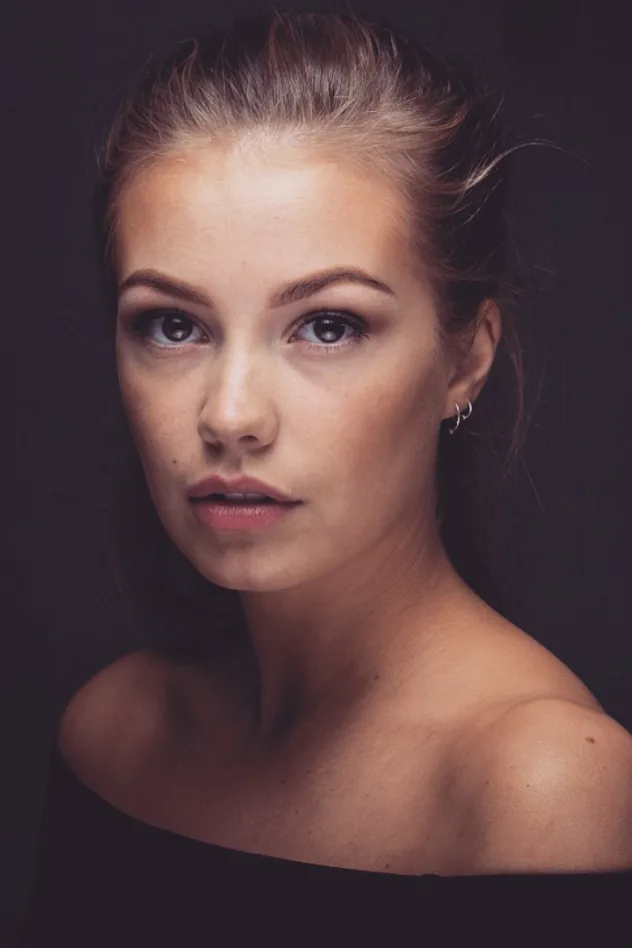 Julia Bender fotoğrafı