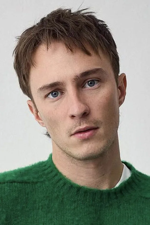 Drew Starkey fotoğrafı