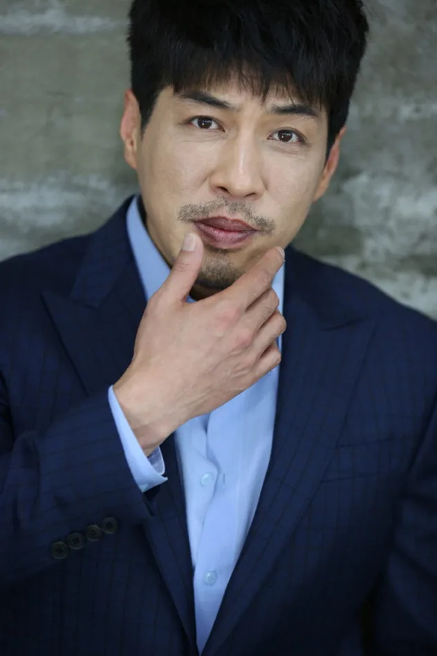 фото Son Kwang-Eop