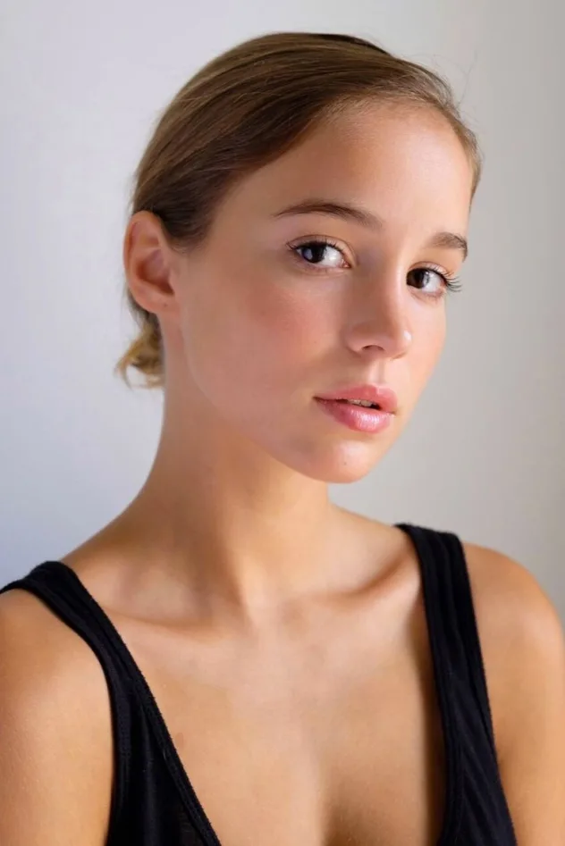Alba Baptista fotoğrafı