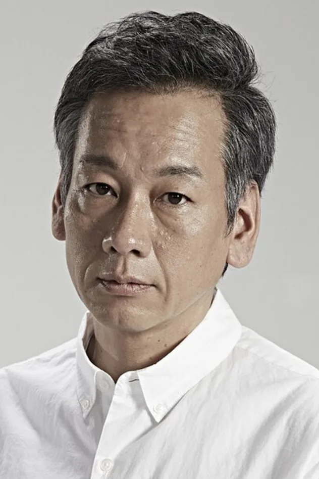 山崎潤 fotoğrafı