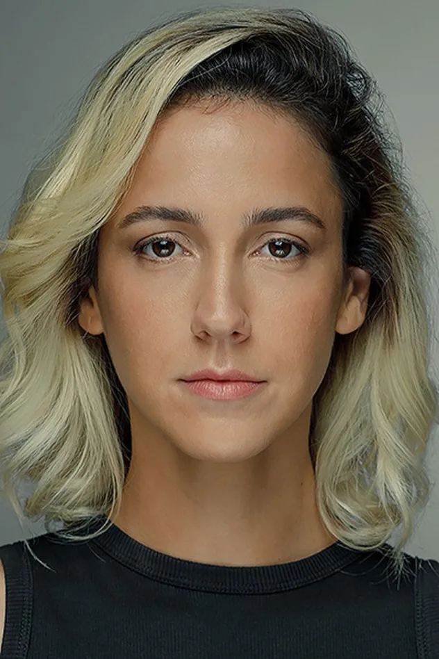 Camila Márdila fotoğrafı