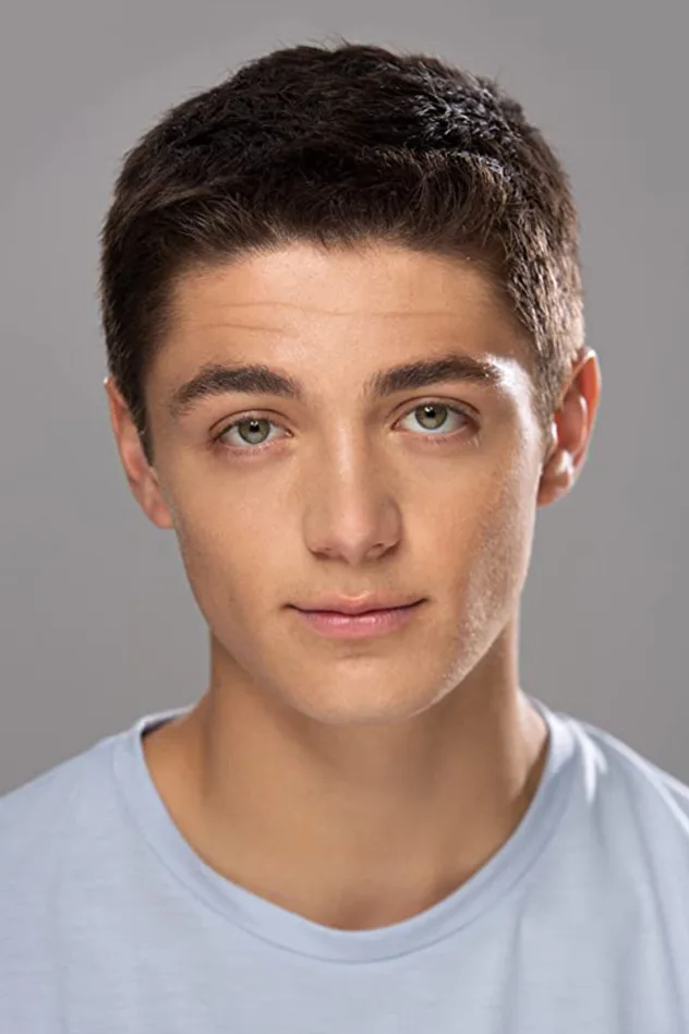 Asher Angel fotoğrafı