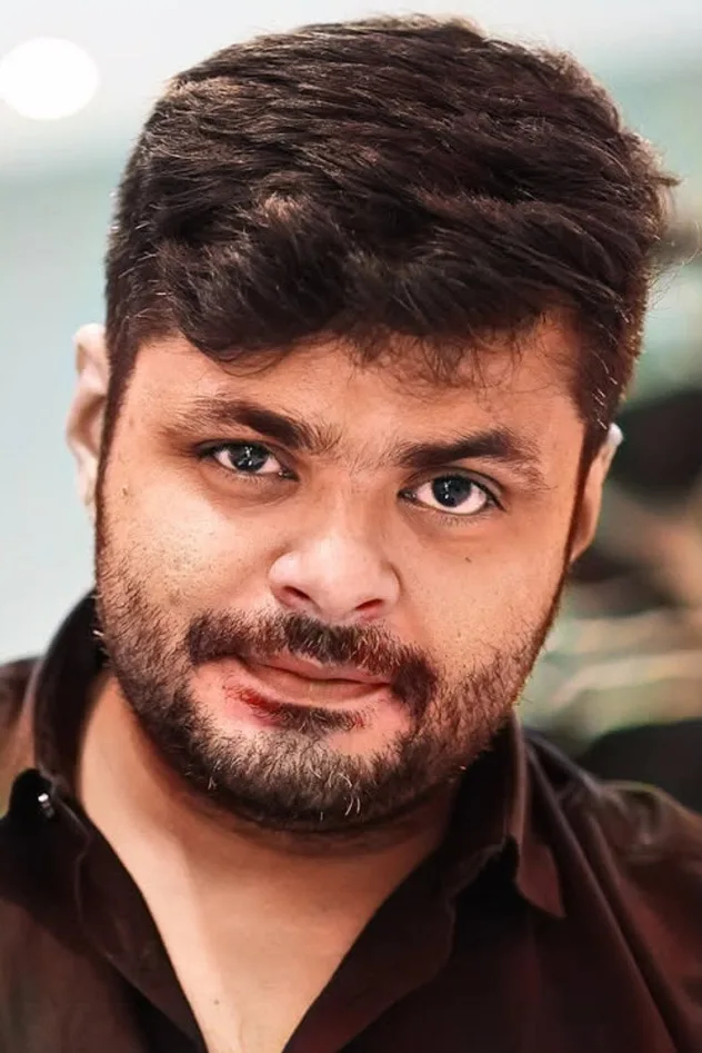 Maqbool Salmaan fotoğrafı