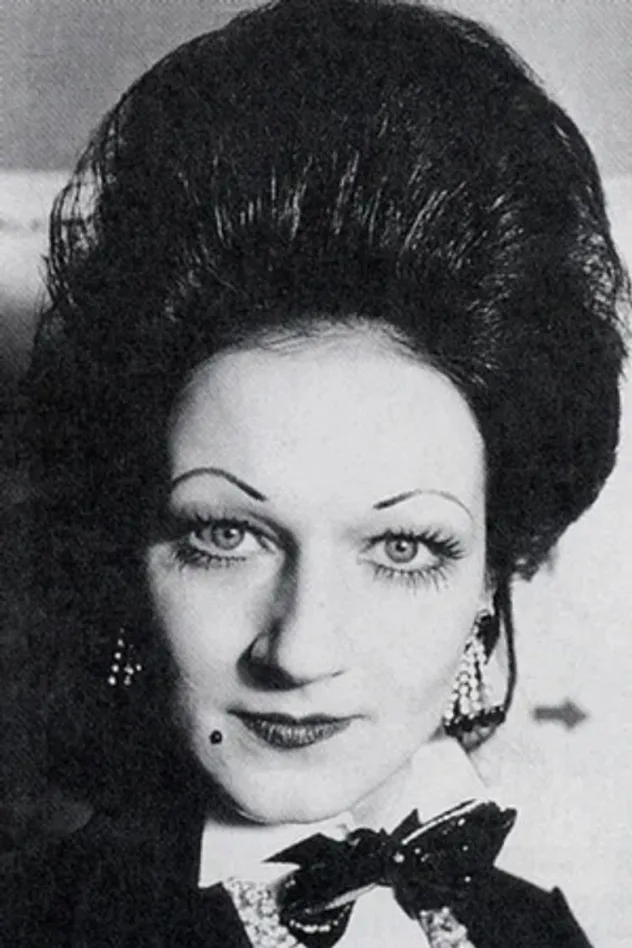Imogen Claire fotoğrafı
