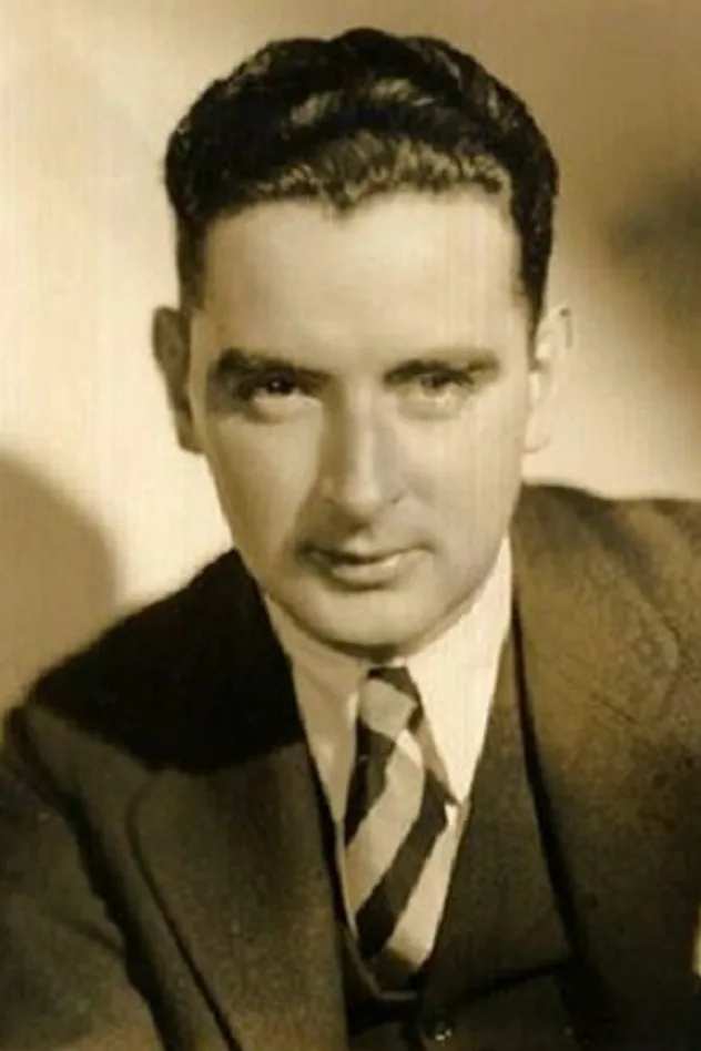 Myles Connolly fotoğrafı