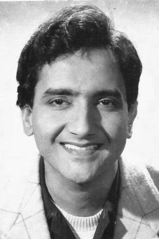 Bharat Bhushan fotoğrafı