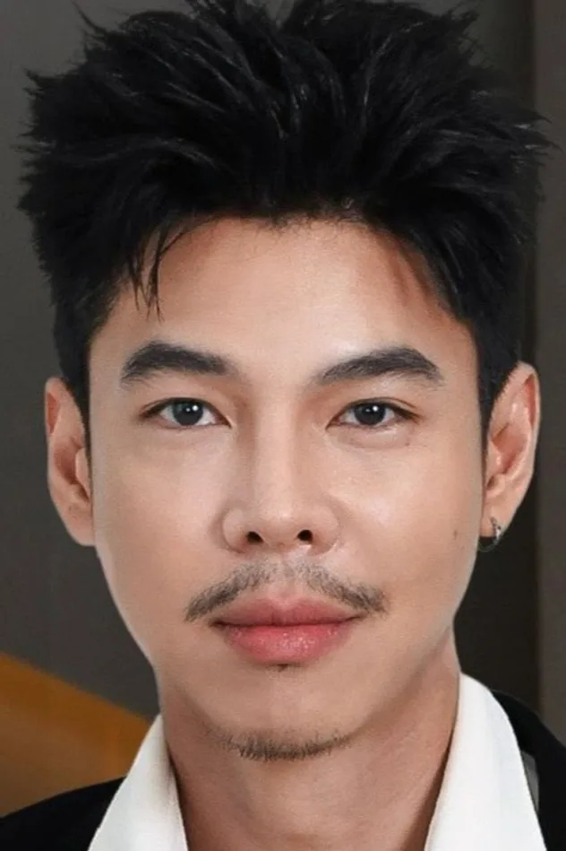 ยศธร คงลิขิต photo