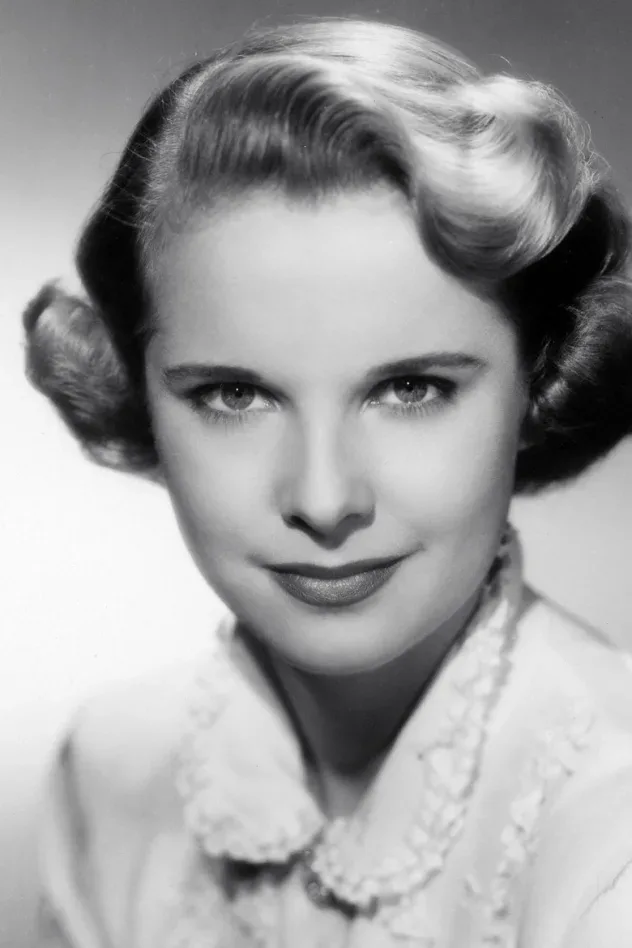 صورة الغلاف لـ Mona Freeman