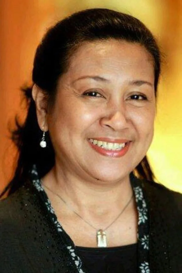 Ratna Riantiarno fotoğrafı