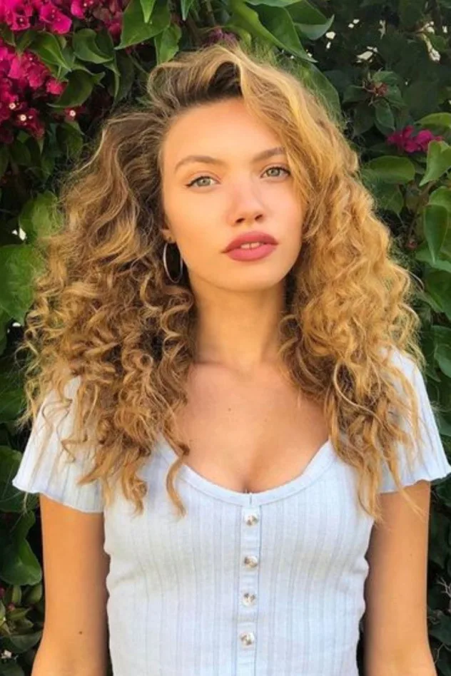 Bensu Uğur fotoğrafı