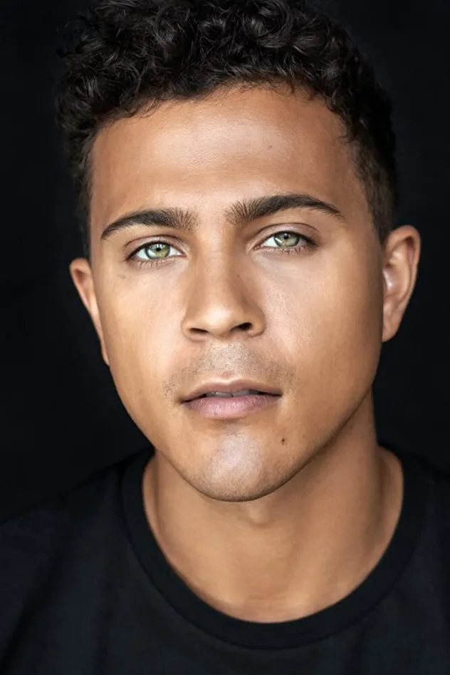 Tyler Layton-Olson fotoğrafı