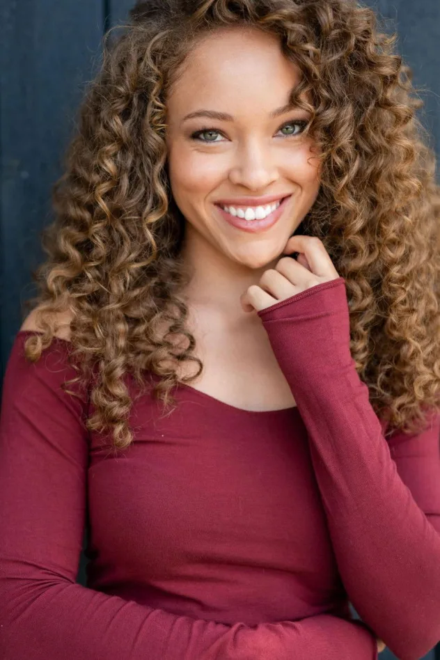 Shelby Simmons fotoğrafı