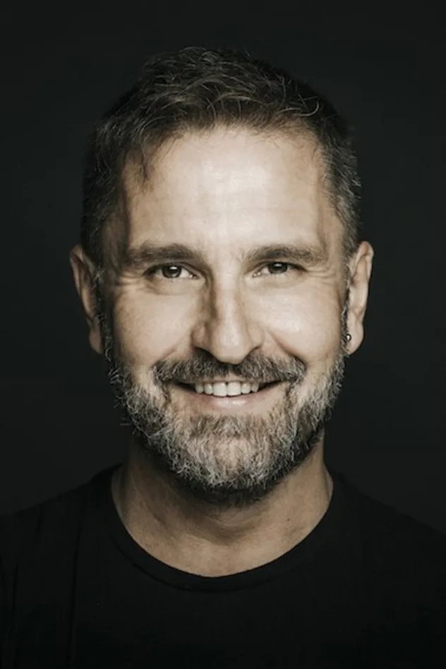 Paul Berrondo fotoğrafı