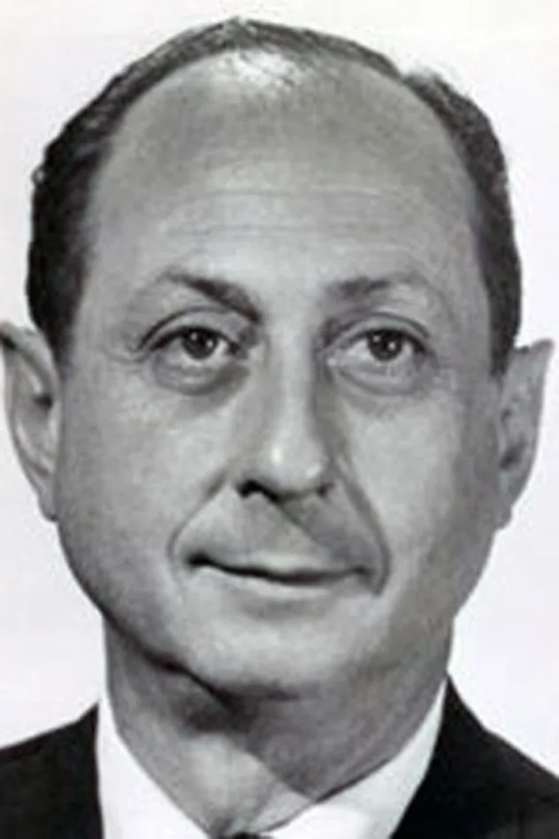 William Alland fotoğrafı