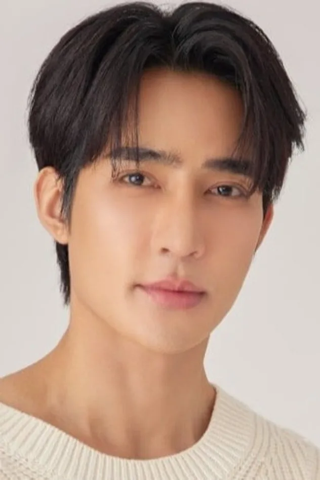 พิรพัฒน์ วัฒนเศรษสิริ fotoğrafı