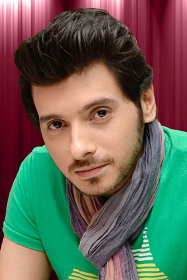 Divyendu Sharma fotoğrafı