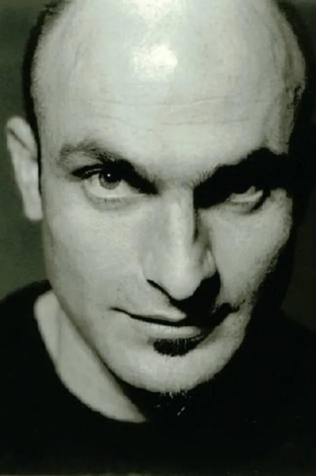 Robert Tannion fotoğrafı