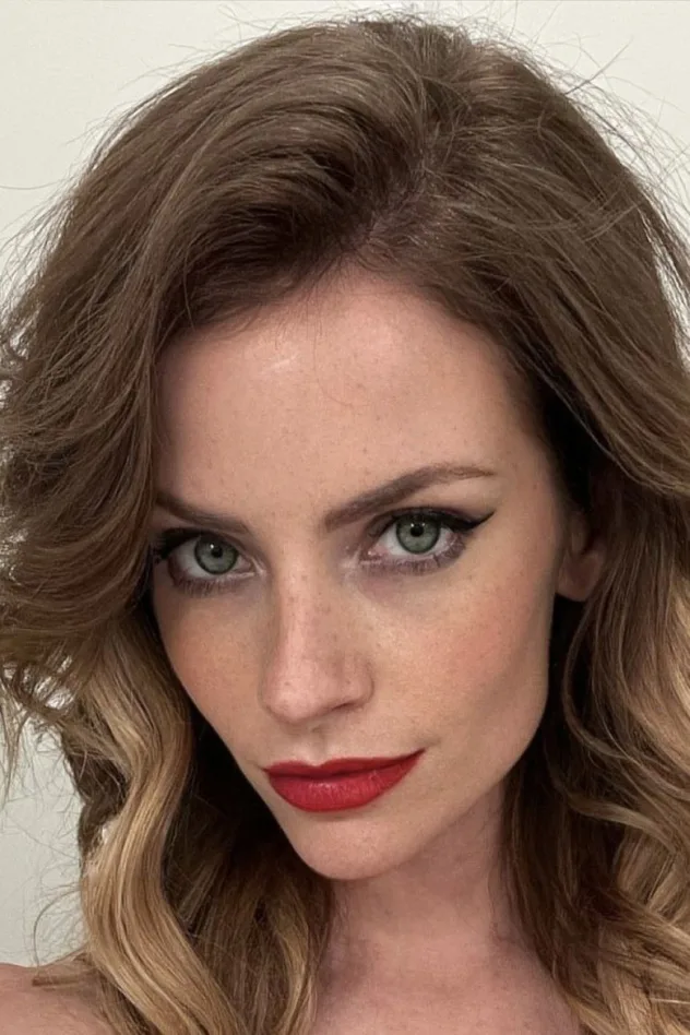 Cody Renee Cameron fotoğrafı