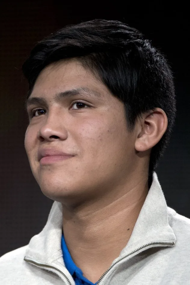 Johnny Ortiz fotoğrafı