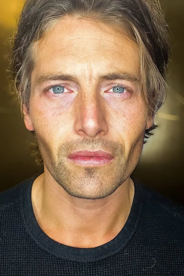 Mike Markoff fotoğrafı