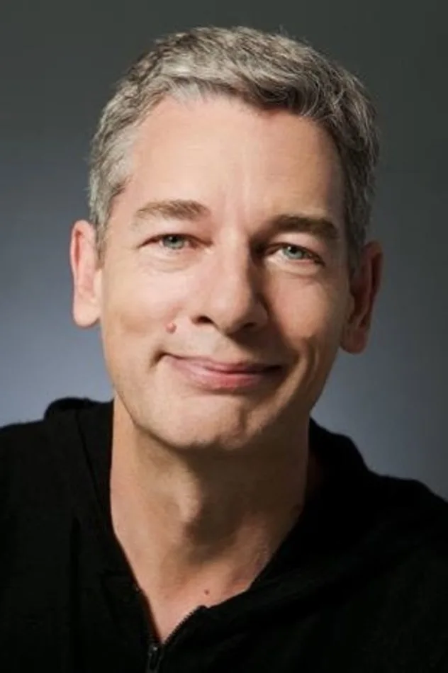 Simon Moore fotoğrafı
