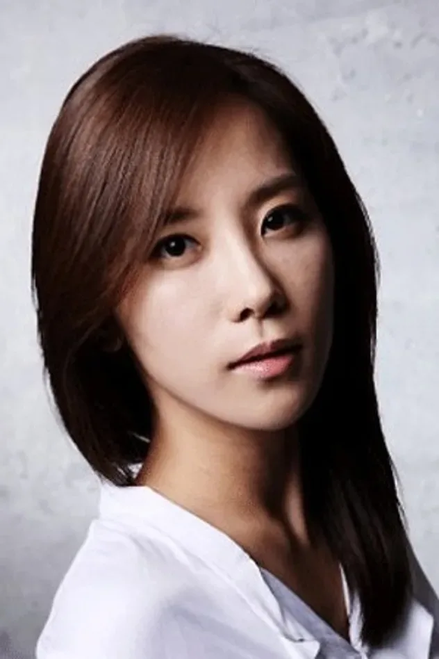 Cho Min-ah için kapak görseli