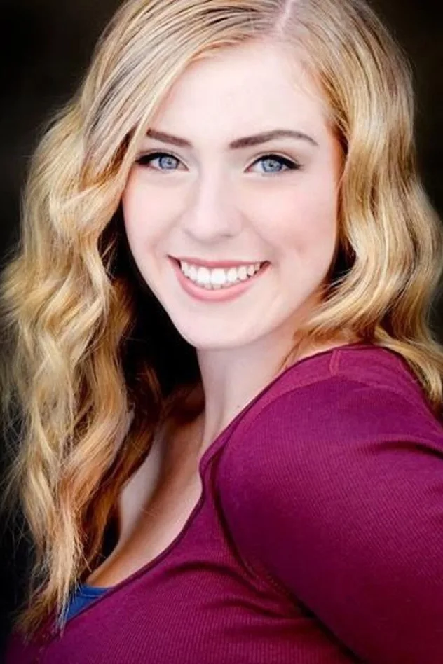 Mackenzie Mowat fotoğrafı