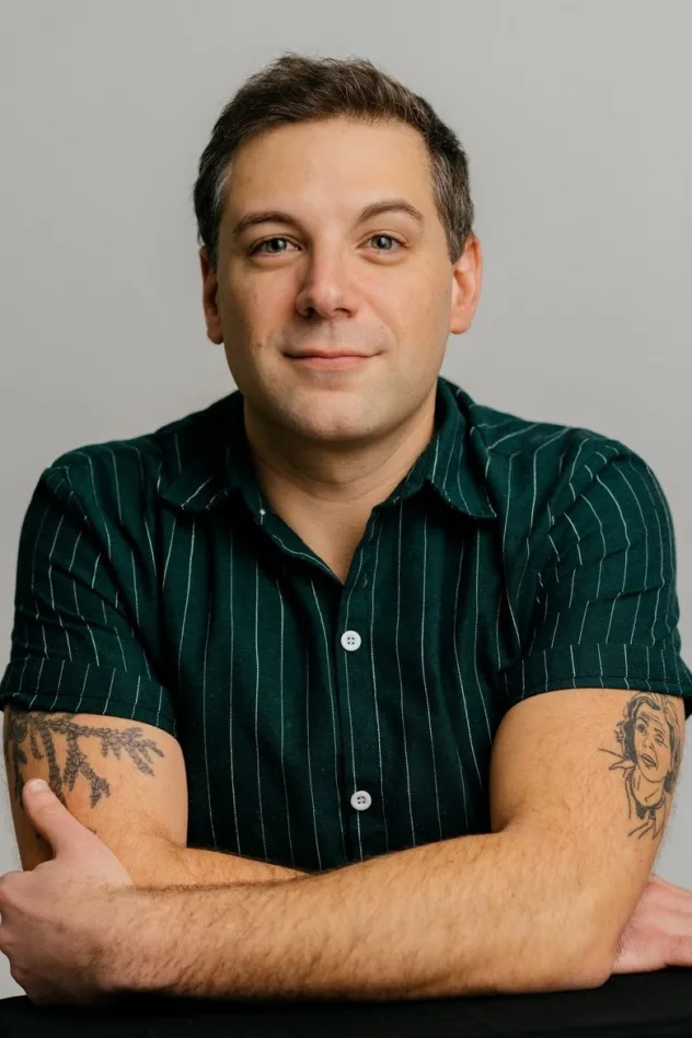 Aaron Harris fotoğrafı