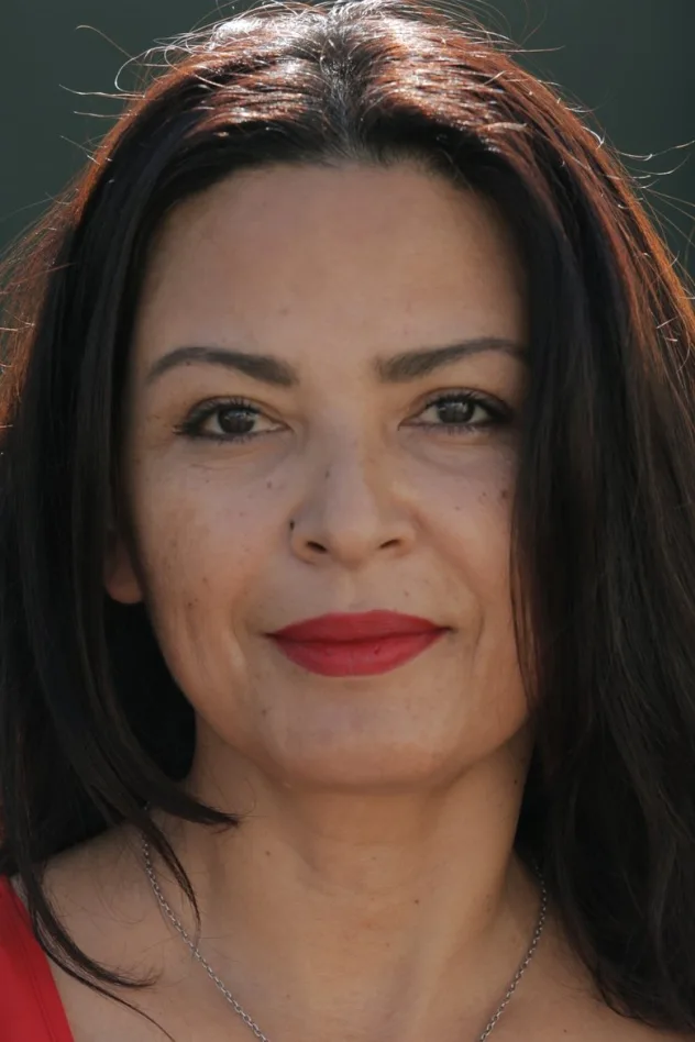 Elpidia Carrillo fotoğrafı