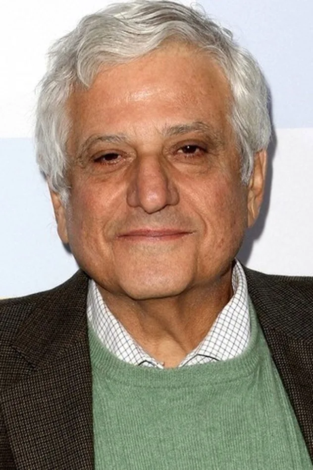 Michael Lerner fotoğrafı