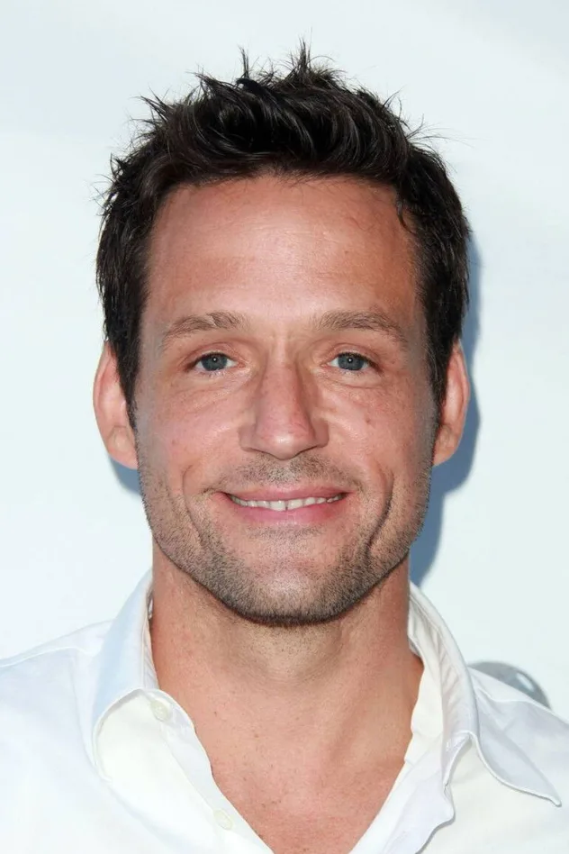 Josh Hopkins fotoğrafı