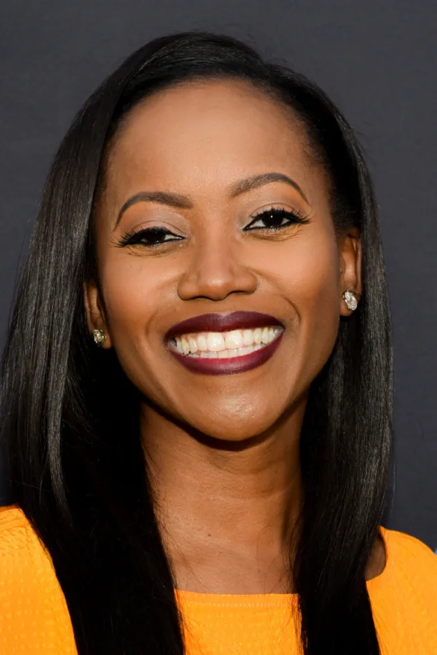 Erika Alexander fotoğrafı