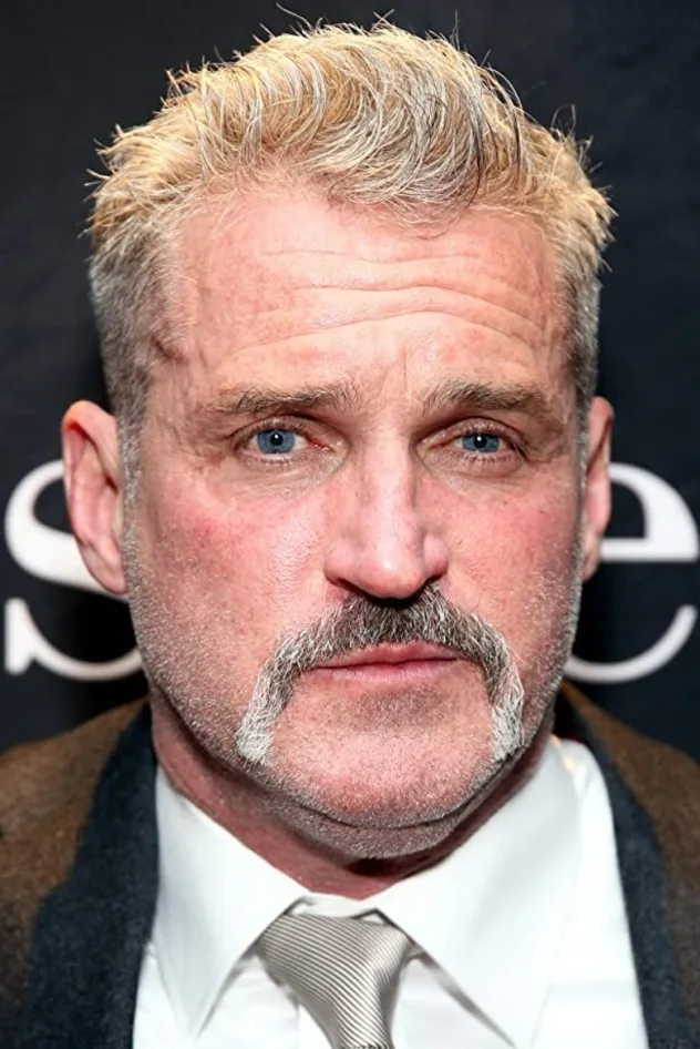 James Colby fotoğrafı