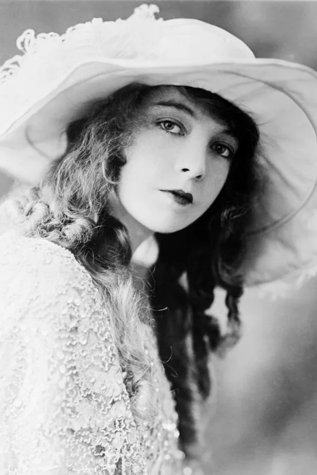 Lillian Gish fotoğrafı