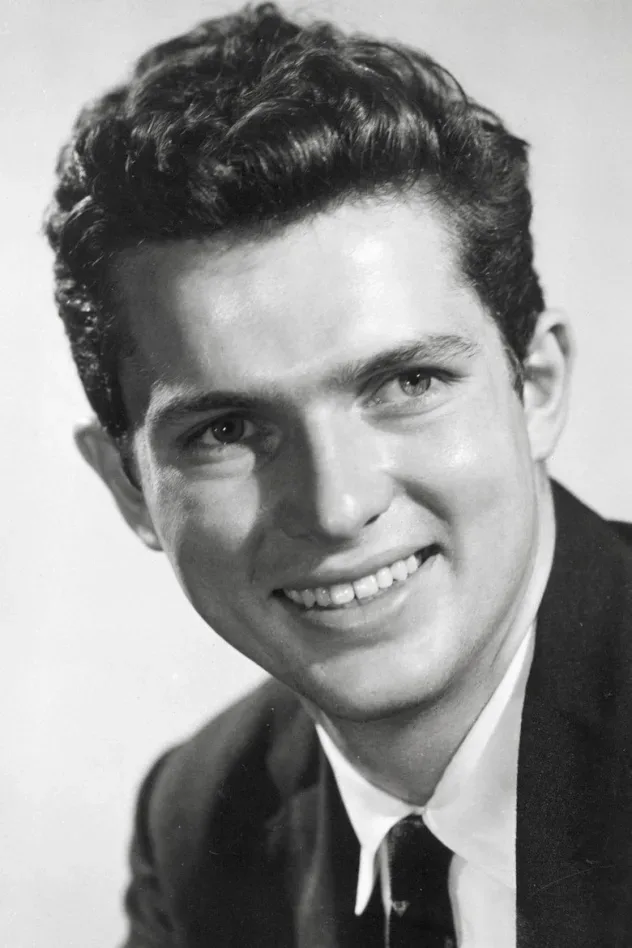 صورة الغلاف لـ Geoffrey Horne