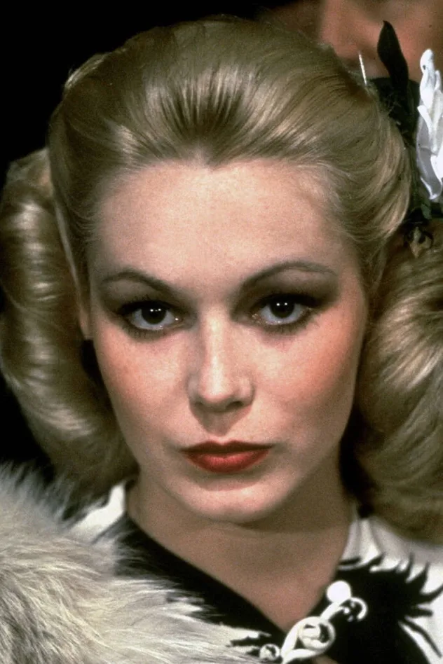 Cathy Moriarty fotoğrafı