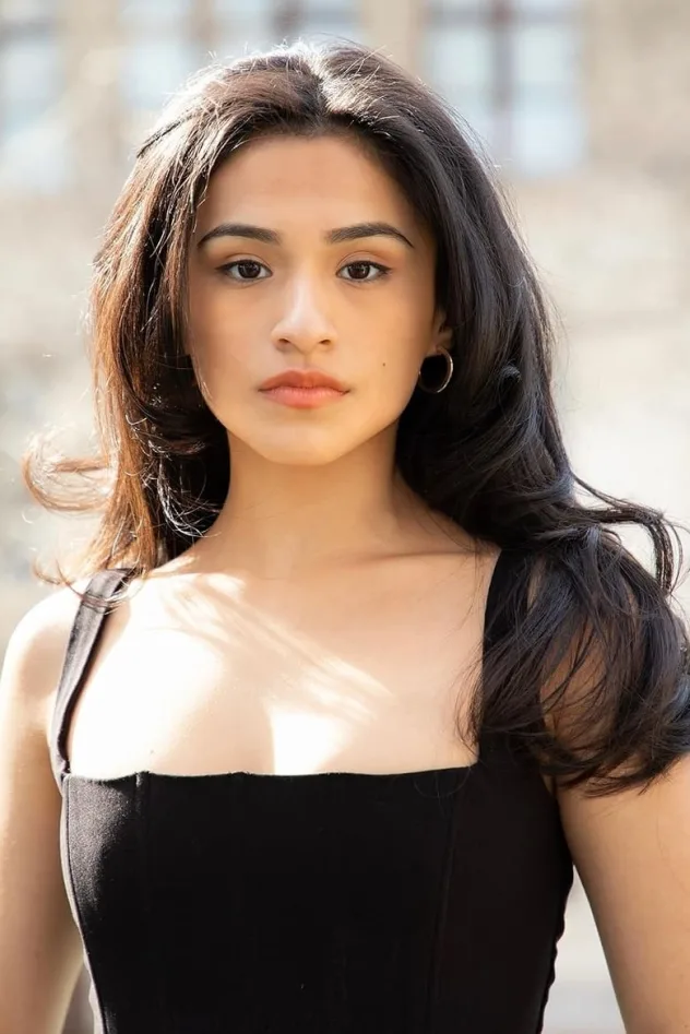 Naomi Serrano fotoğrafı