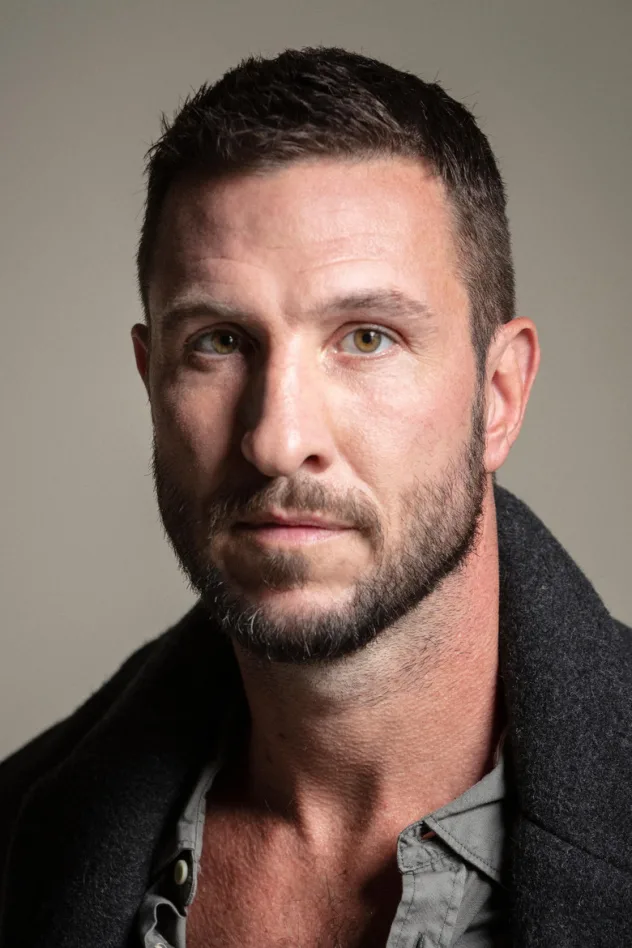 Pablo Schreiber fotoğrafı